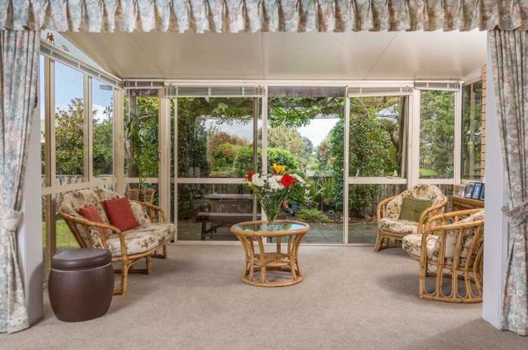 63 Lakeside Drive Orewa_10