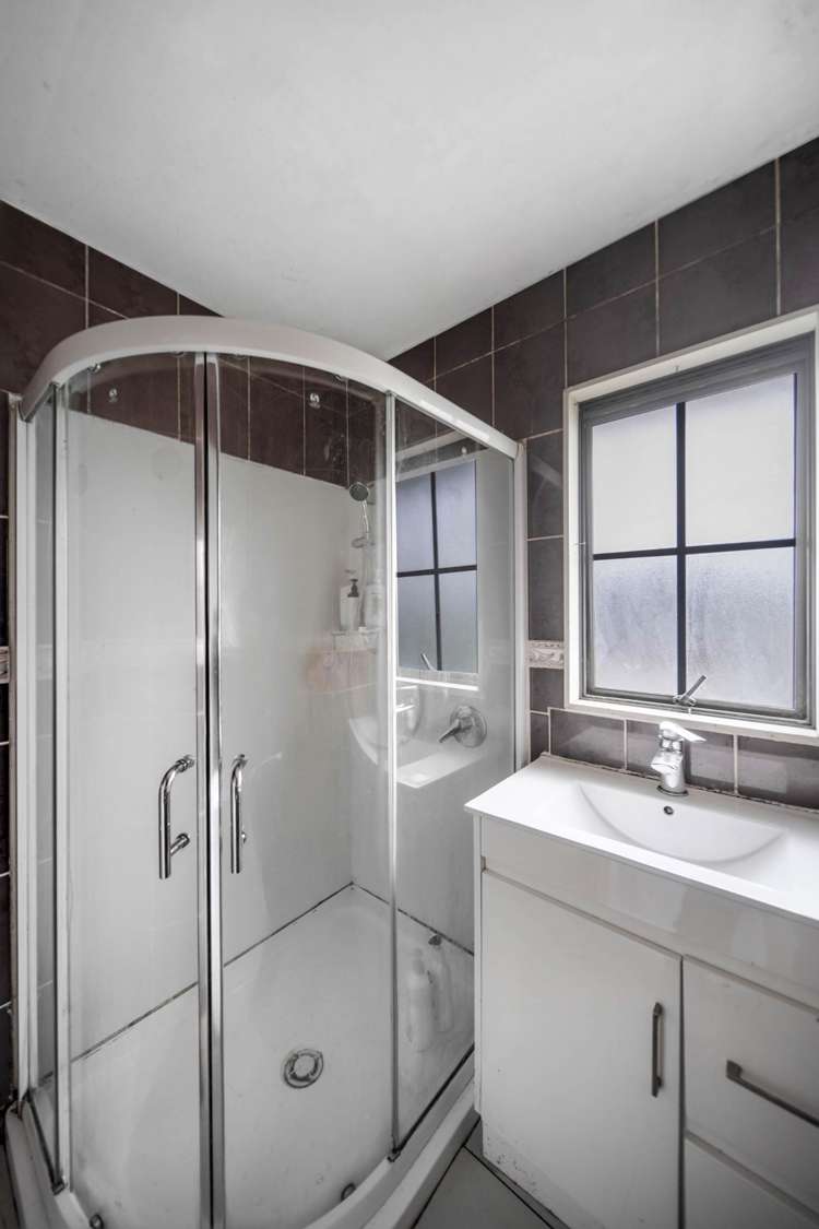 5 Nairn Place Otara_12