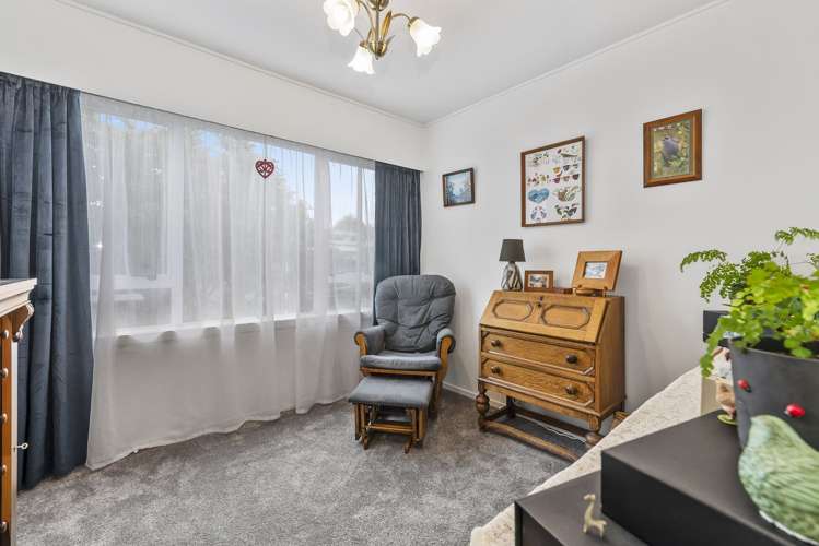 12 Cheops Street Westbrook_9