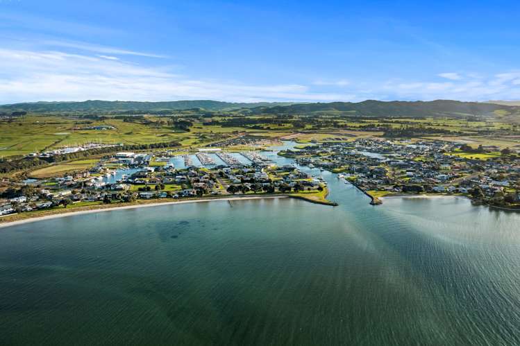 8 Stace Hopper Drive One Tree Point_22