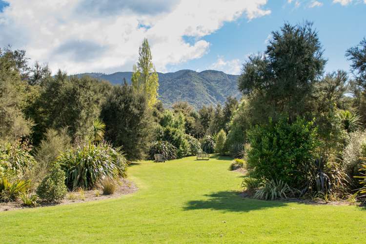 Abel Tasman Lodge Marahau_17