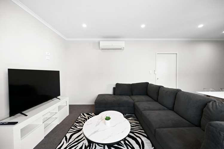 16/37 North Ridge Drive Rototuna North_5