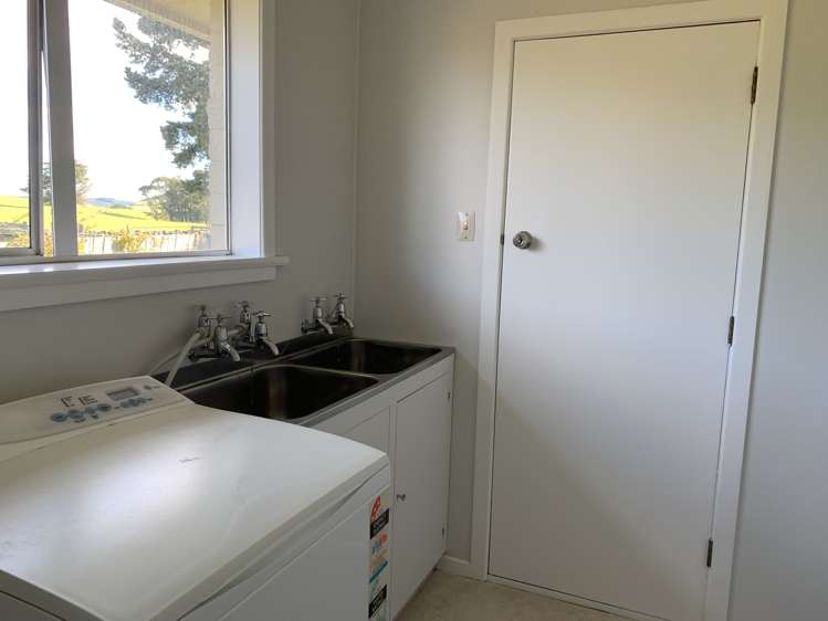 19 Calder Street Owaka_11