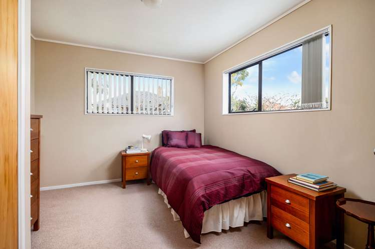 10 Francis Ryan Close Mount Albert_20