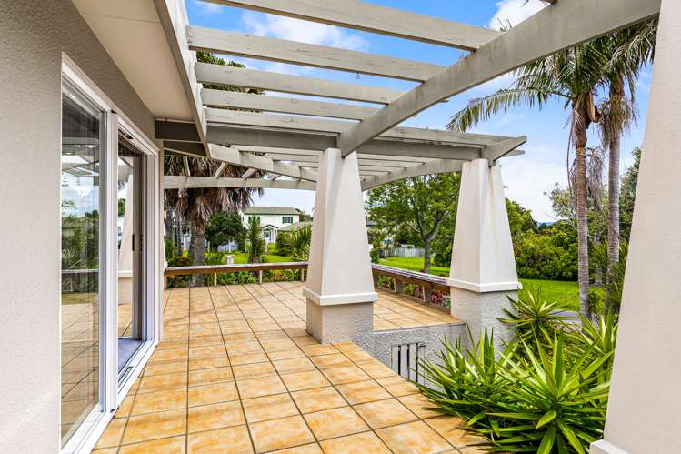 8 Dacre Grove Gulf Harbour_18