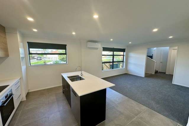 6C JERN PLACE Eastern Beach_1