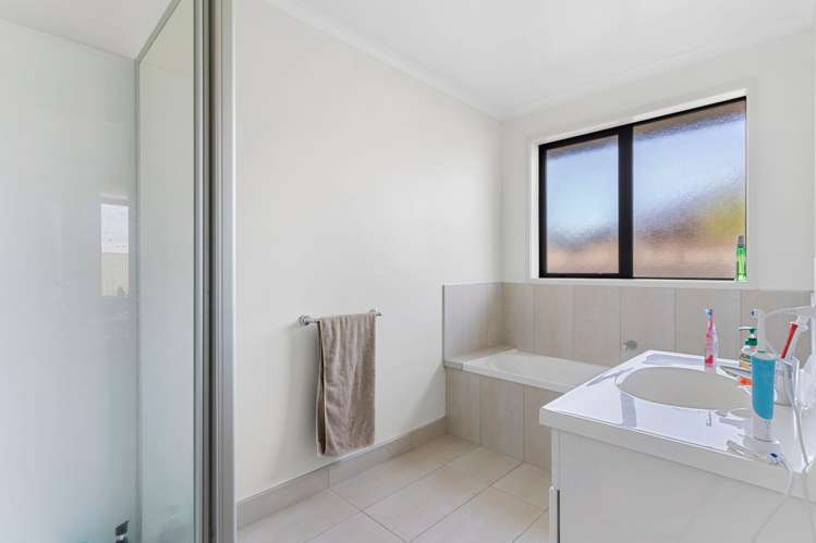 14 Mcgowan Rise Tuakau_11