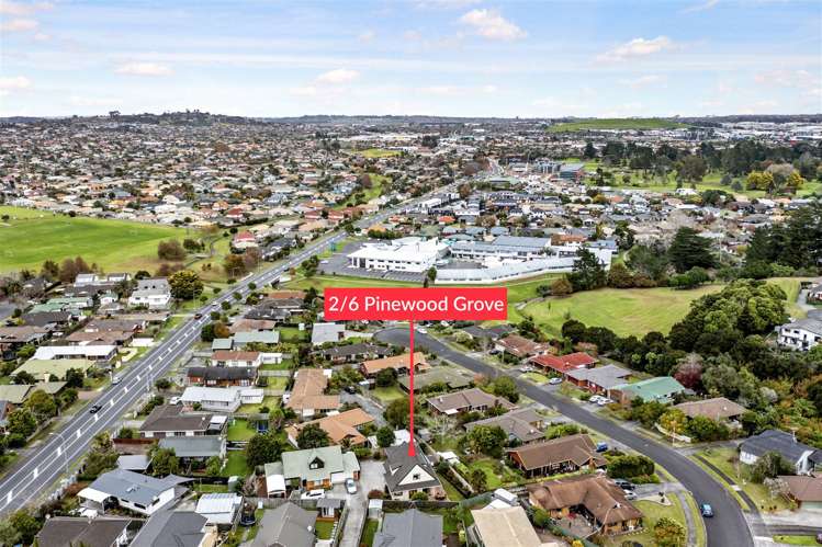 2/6 Pinewood Grove Botany Downs_22