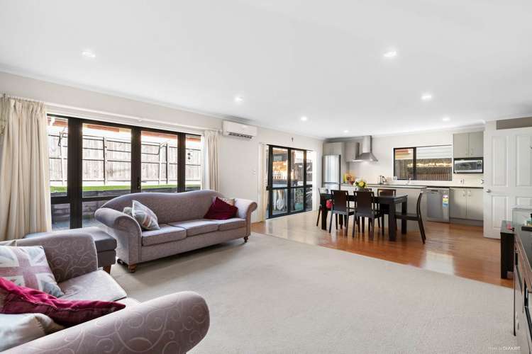 31 Baverstock Road Flat Bush_1