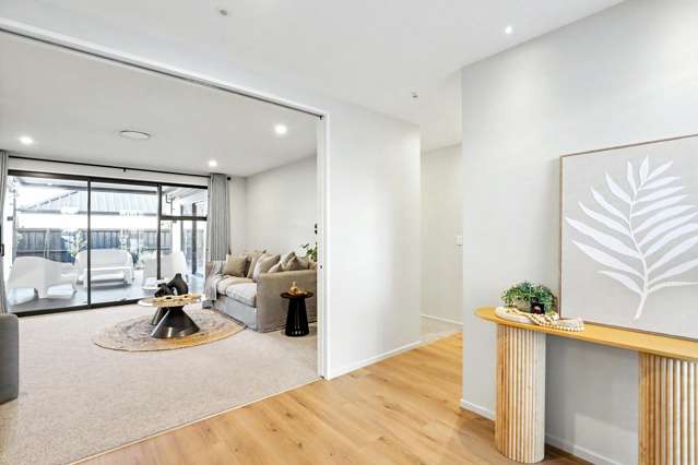 6 Kirkland Crescent Harewood_1