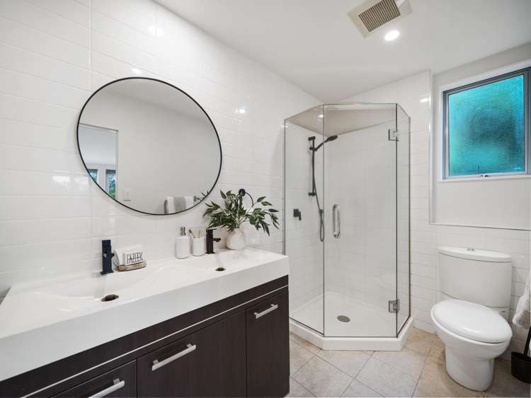 78 Warner Park Avenue Laingholm_24