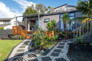 127 Oaktree Avenue_2