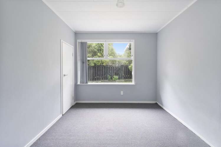 7 Bellringer Road Massey_12