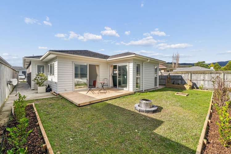 7 Martha Turnell Crescent Manor Park_17