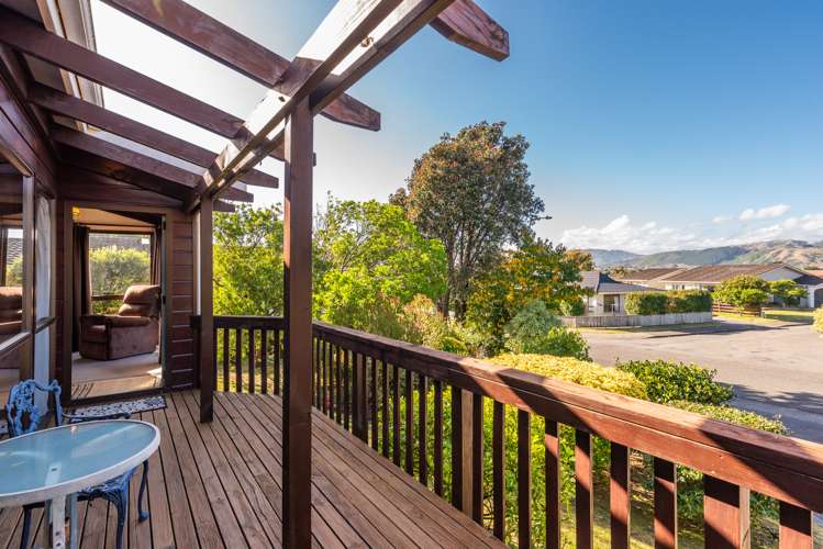 21 Anaru Street Raumati Beach_1