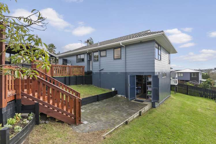 12 Landsdale Place Massey_25