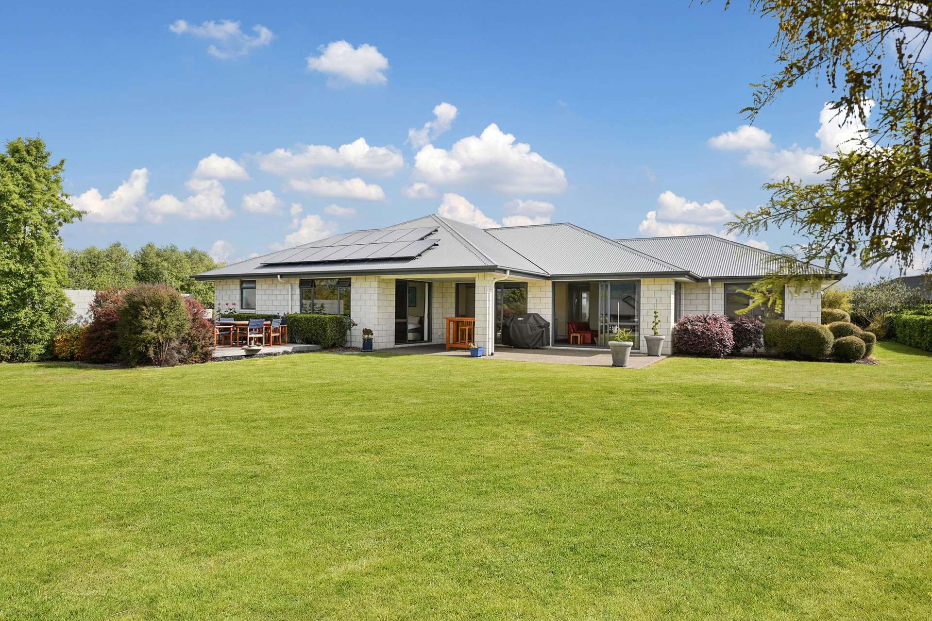 53 Baxter Michael Crescent Cambridge_0