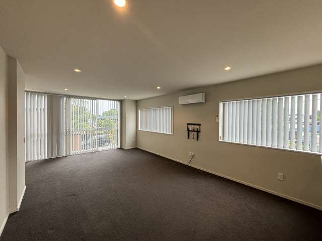 1/408 Worcester Street Linwood_2