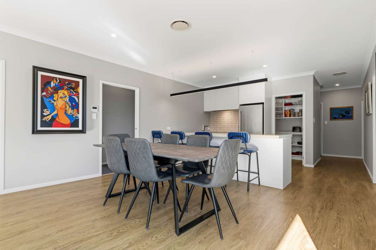 15 Charlotte Drive_2