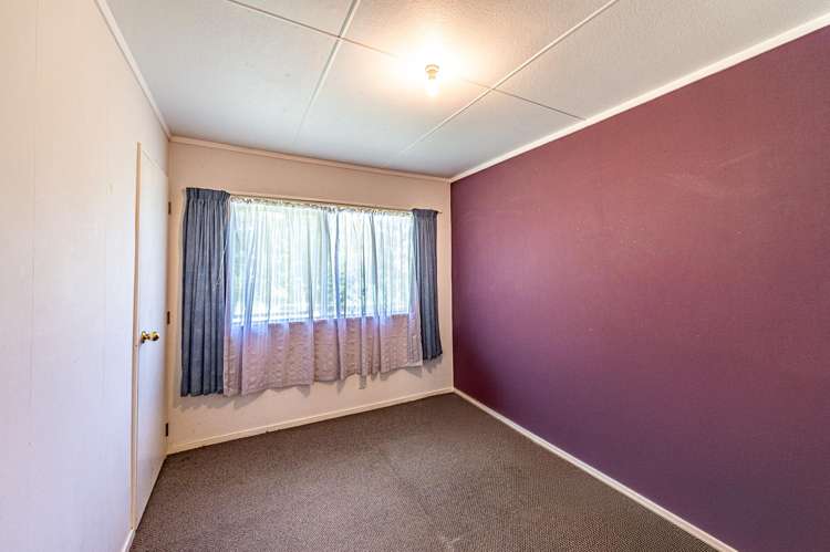 314 Longacre Road Okoia_10