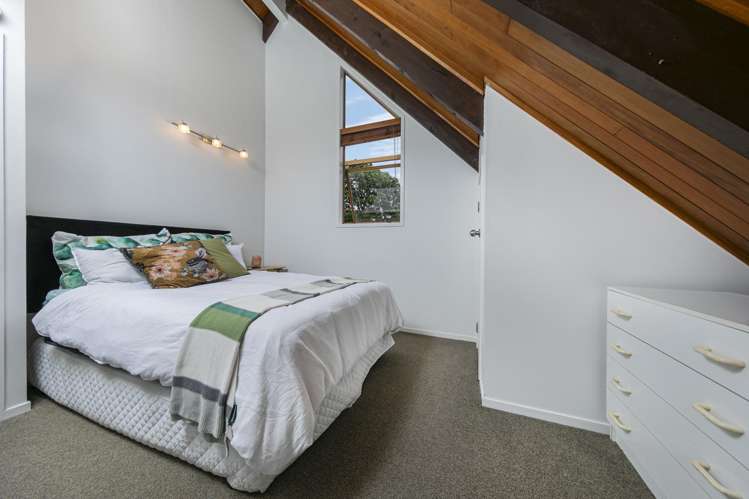 2/7 Springfield Street Forrest Hill_12