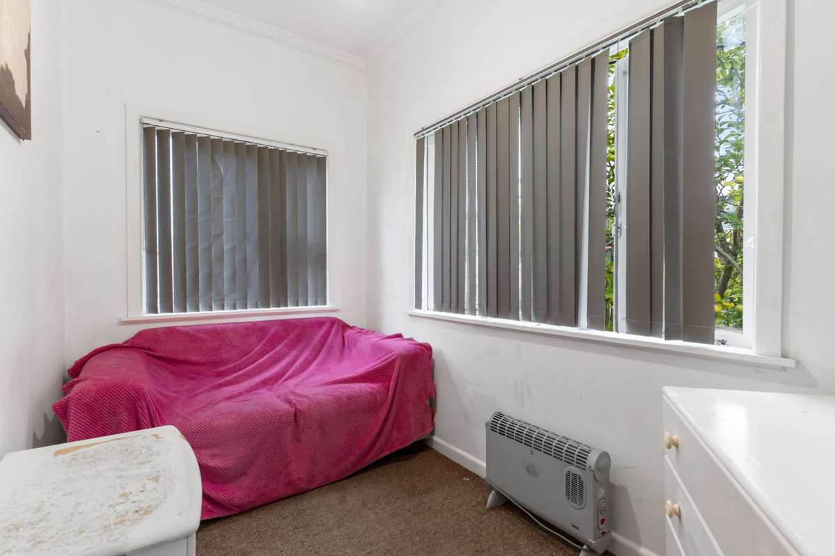 48 Astley Avenue_2
