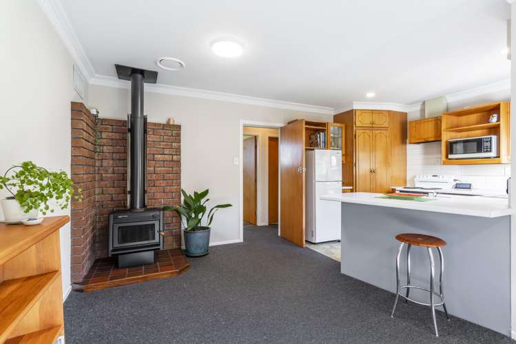 7 Patutu Grove Upper Hutt_12