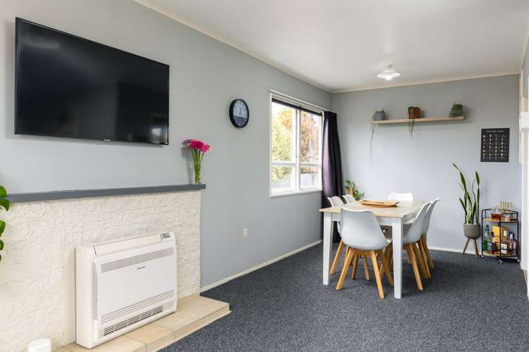 39 Cleghorn Street Redwoodtown_10