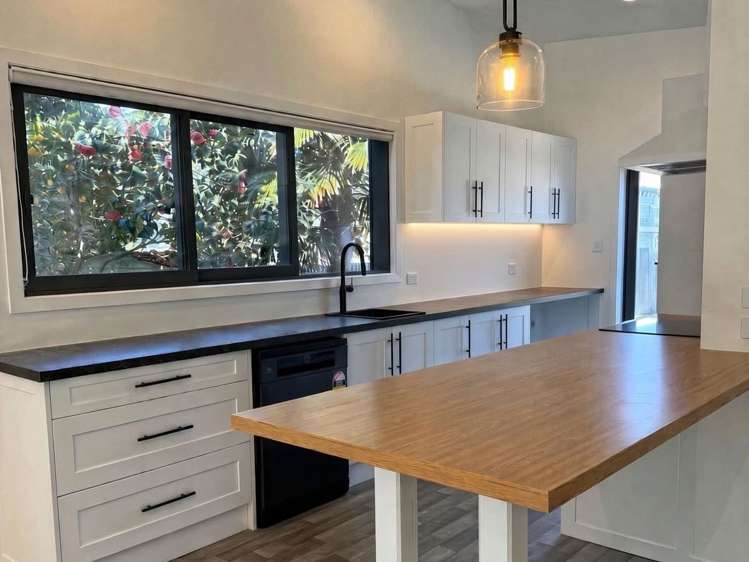 A/1024 Waipuna Street_0
