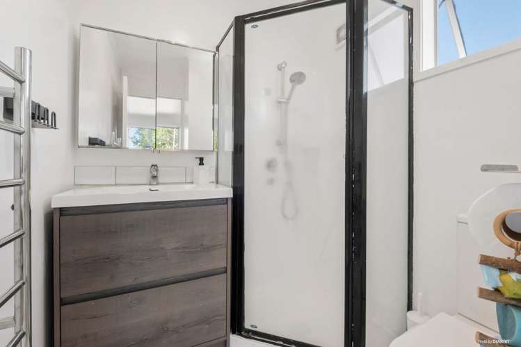 3 Regatta Road Torbay_11