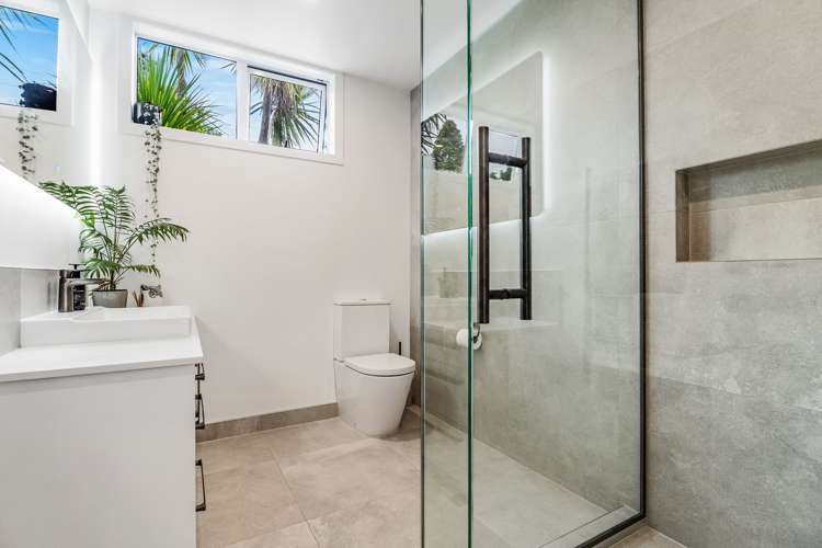 163 Ocean Beach Road Tairua_13