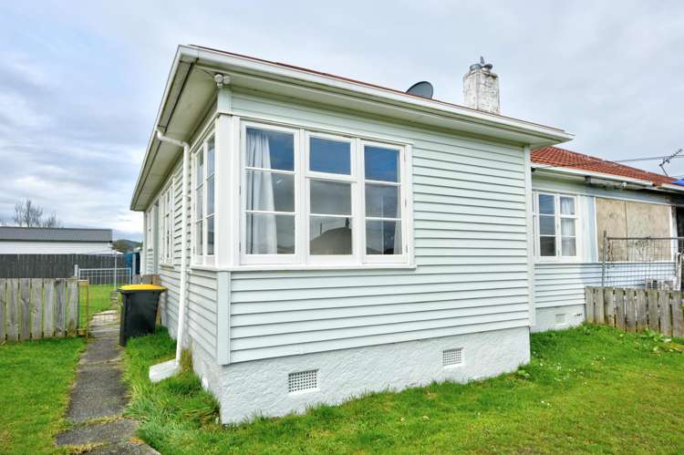 16 and 18 Churchill Avenue Gore_6