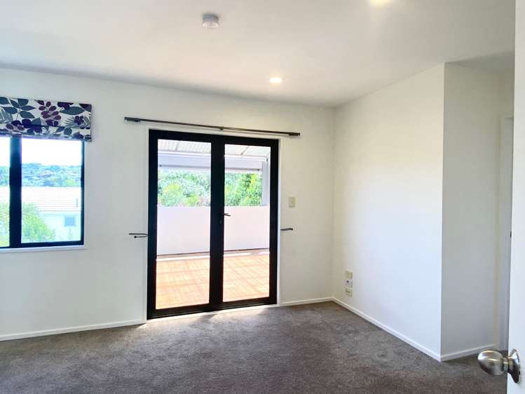 64 Lyons Avenue Murrays Bay_4