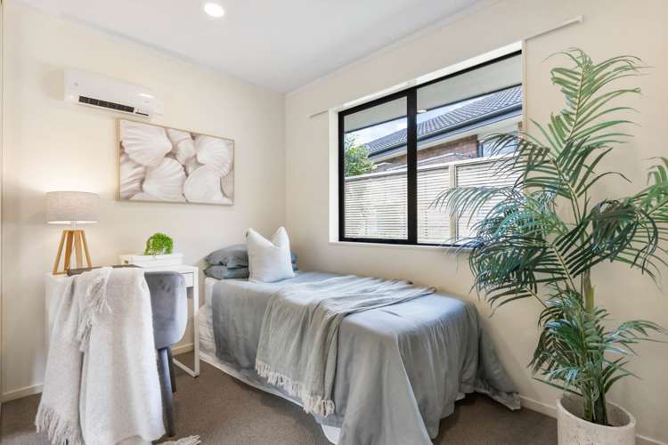 18 Regents Park Place Westgate_12