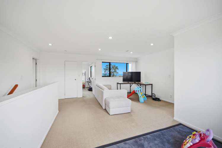17 Nicholas-Gibbons Drive Clendon Park_10