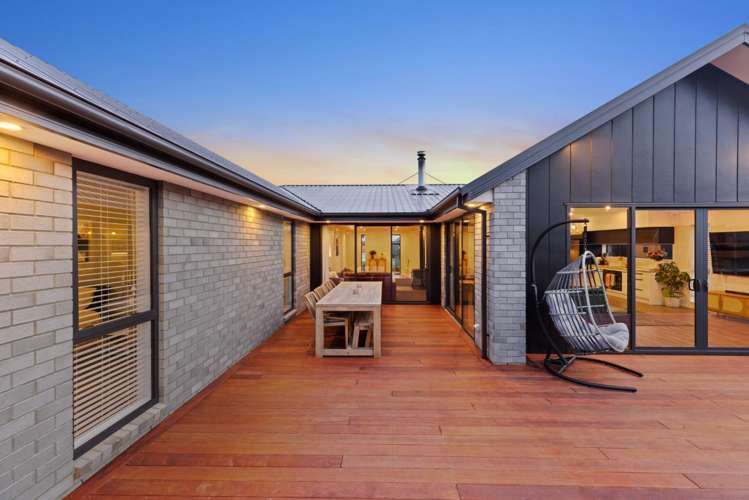 39 Plover Avenue_5