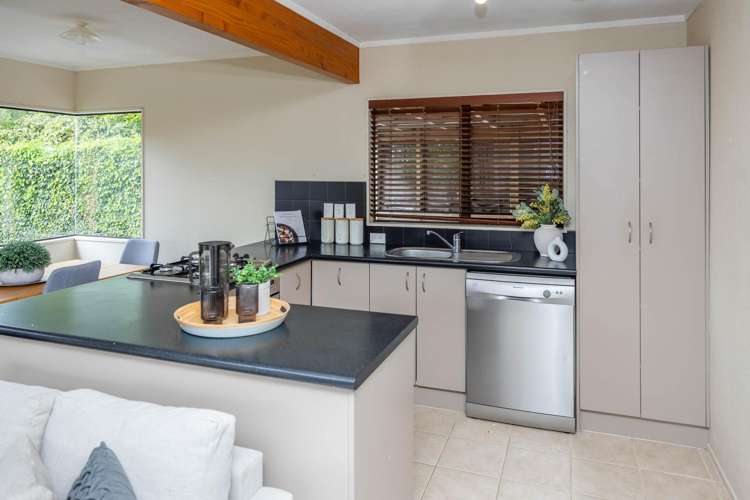 2/115 Collins Avenue_5