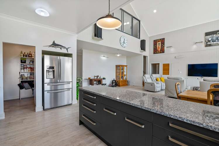 84 Sandford Road Ruakaka_17
