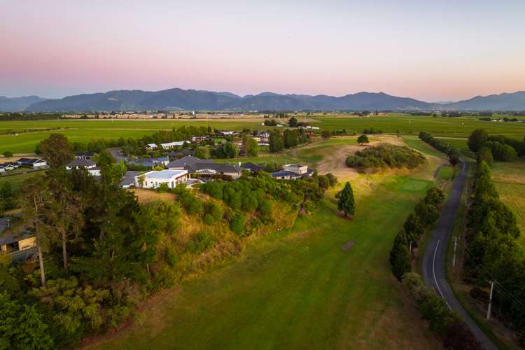 31 Pine Hill Rise Fairhall_14