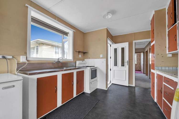 23 Orlando Street Stratford_3