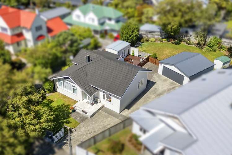 6 Sherwood Street Woburn_25