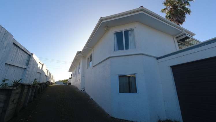 218 Hillcrest Road Hillcrest_11