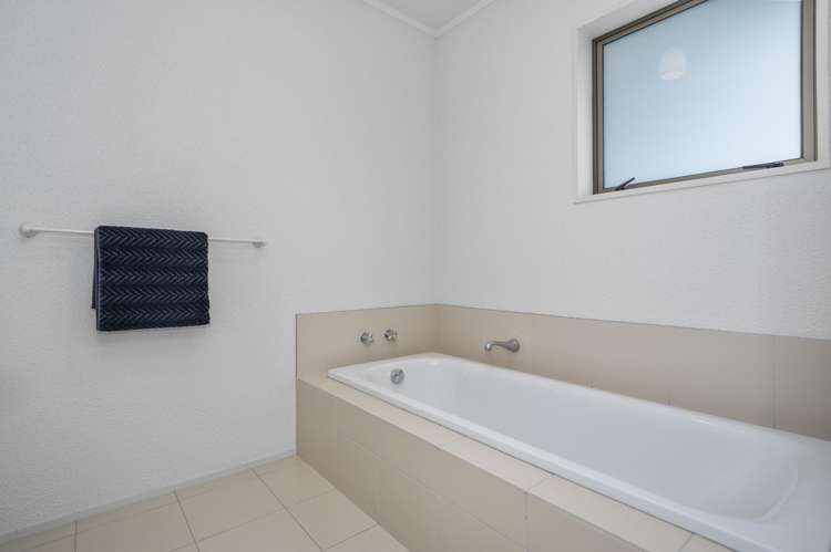 80 Lund Road Aongatete_14