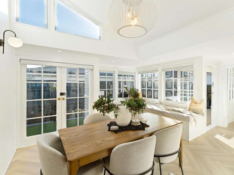 17 Queensway_1