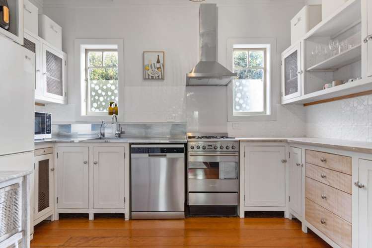 33 Rambler Crescent Beach Haven_9