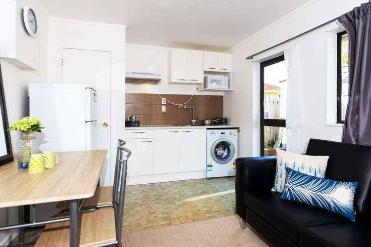 3/52 Seabrook Avenue New Lynn_15