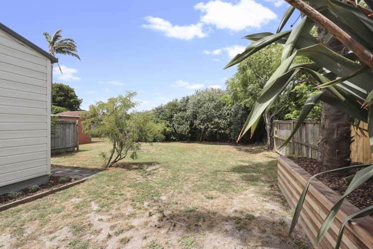 4078 Great North Road Glen Eden_19