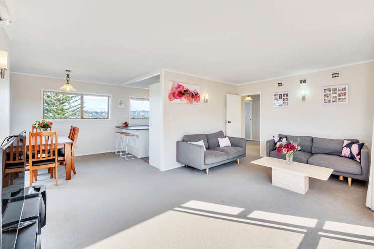 1/2a Carlisle Road Browns Bay_21