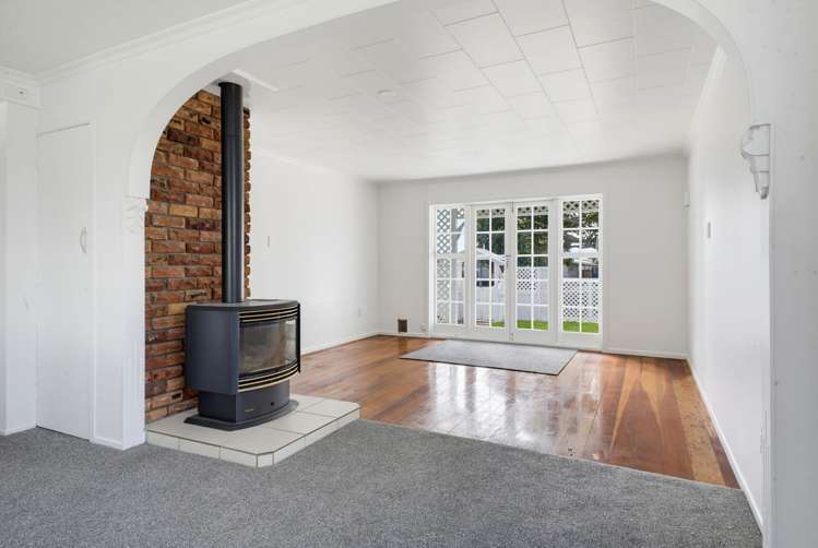 67 Broadway Waitara_6