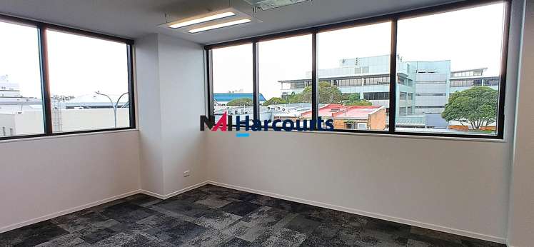 Area B/1 Byron Avenue Takapuna_3